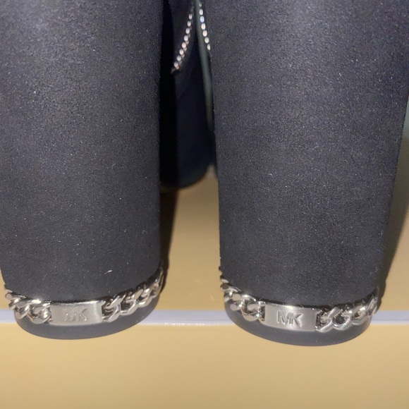 Michael- Michael Kors, Black Suede booties with silver chain on heel size 9 1/2 - Picture 8 of 12